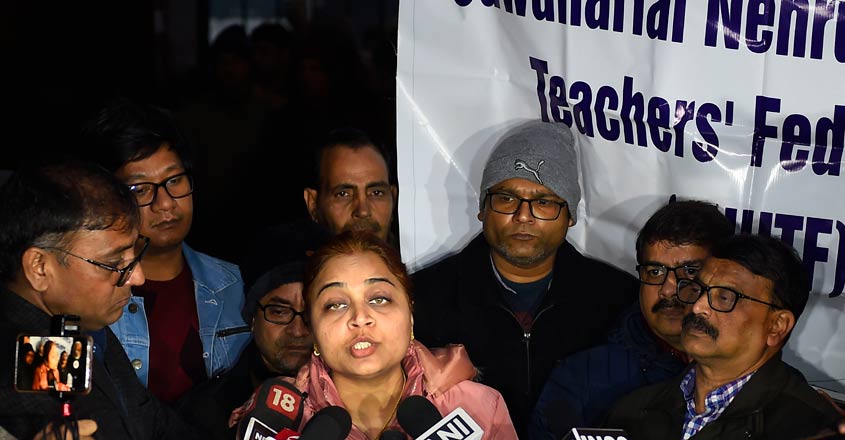 JNU attack: no arrests yet, campus remain tense JNU attack: no arrests yet, campus remain tense