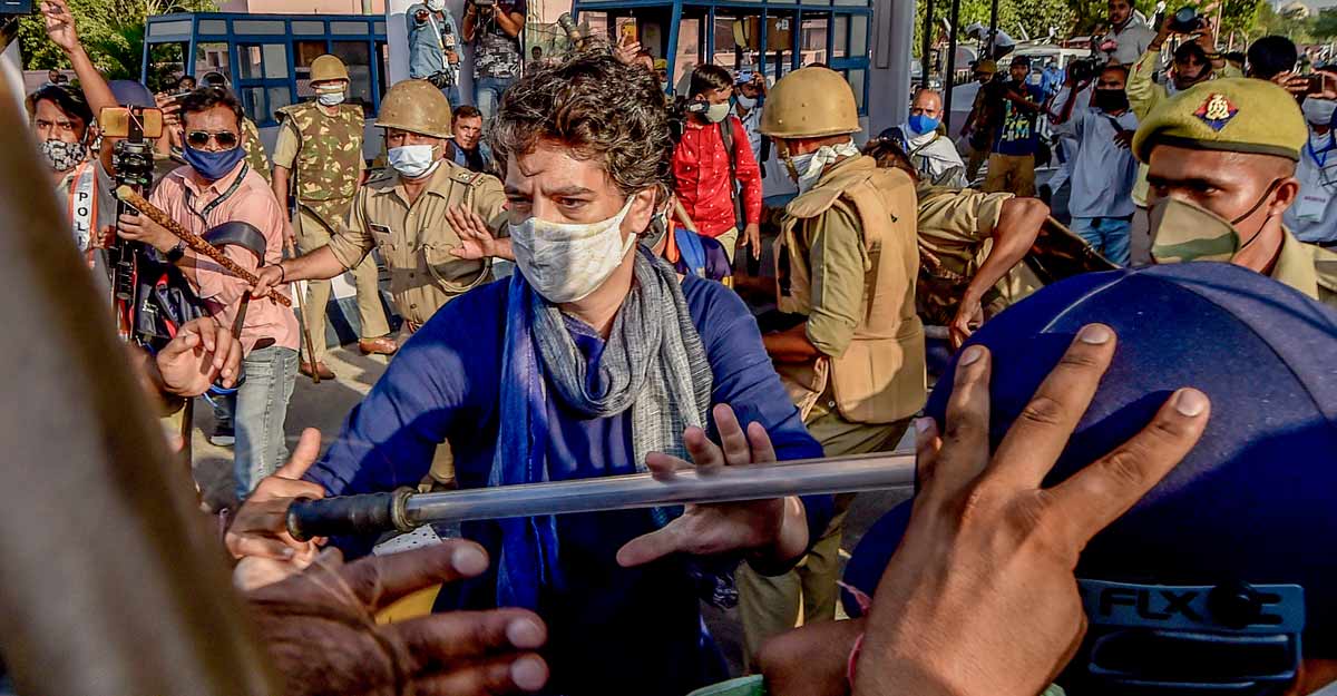 Rahul, Priyanka on way to Hathras after high drama, SIT completes probe into Dalit teen's death Rahul, Priyanka on way to Hathras after high drama, SIT completes probe into Dalit teen's death