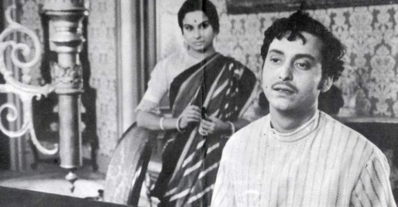 Soumitra Chatterjee - An acting titan who took Indian cinema to the world Soumitra Chatterjee - An acting titan who took Indian cinema to the world