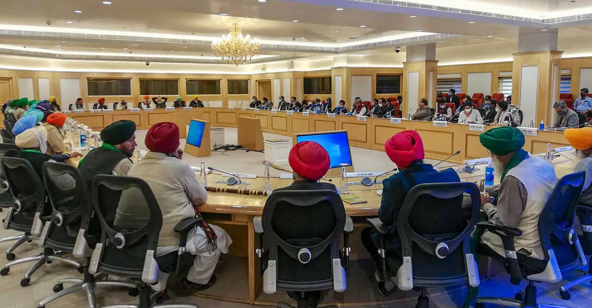 Centre offers to set up panel to look into farmers' issues, Union reps firm on repeal of new laws Centre offers to set up panel to look into farmers' issues, Union reps firm on repeal of new laws