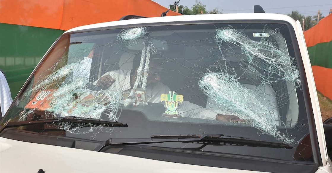 MHA summons West Bengal chief secy, DGP a day after attack on BJP chief's convoy