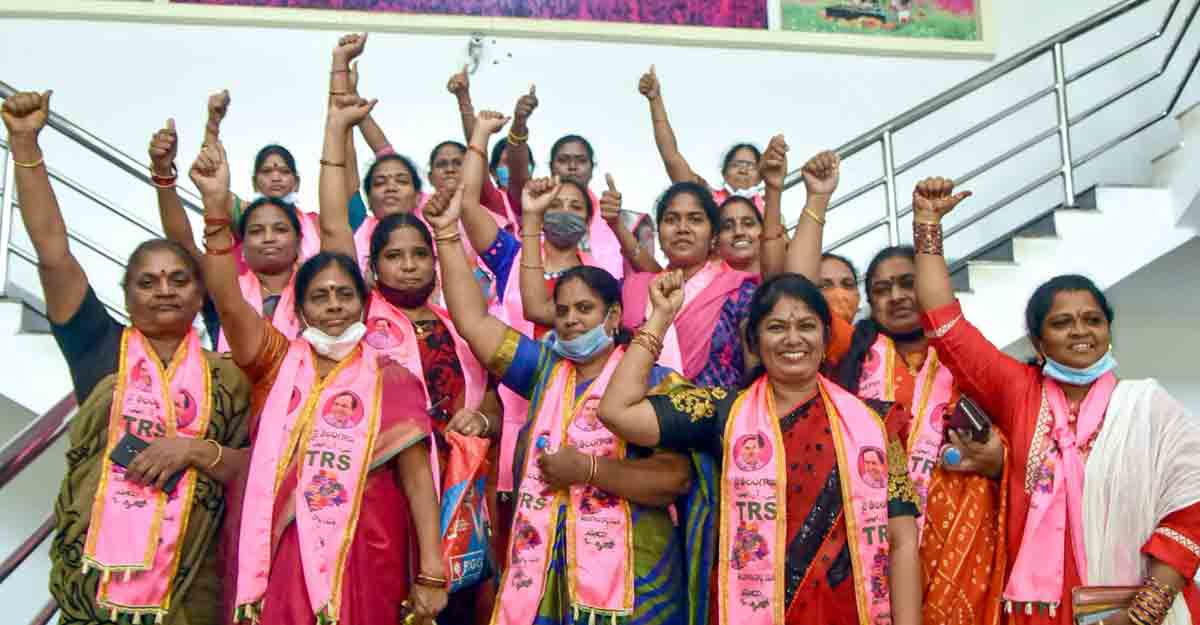 Hyderabad polls | TRS falls short of majority as BJP makes big gains Hyderabad polls | TRS falls short of majority as BJP makes big gains