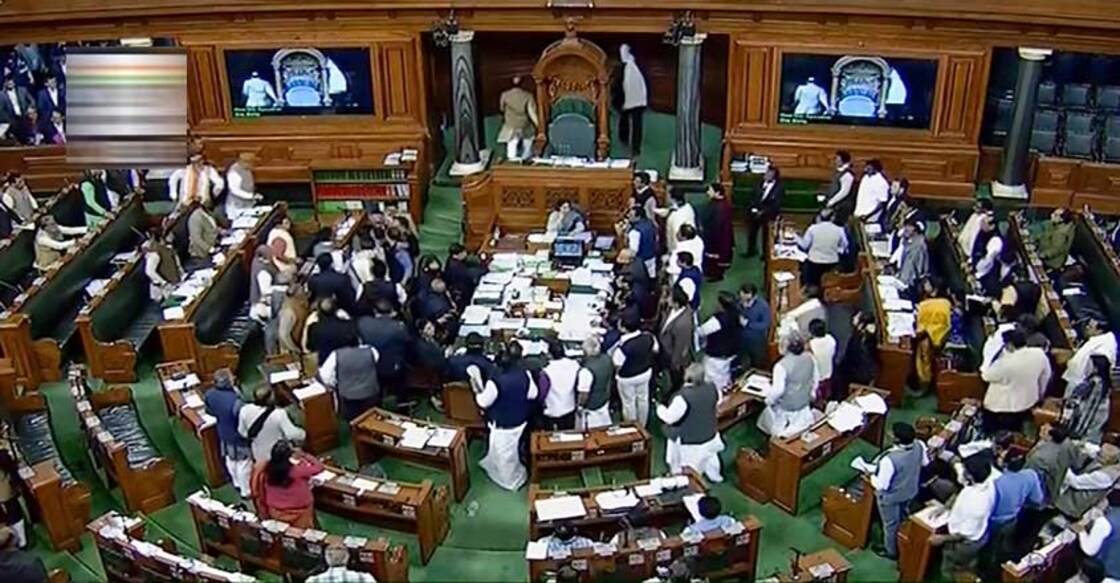 Ruckus in LS over Vardhan's attack on Rahul for 'danda' remark, both sides demand apology Ruckus in LS over Vardhan's attack on Rahul for 'danda' remark, both sides demand apology
