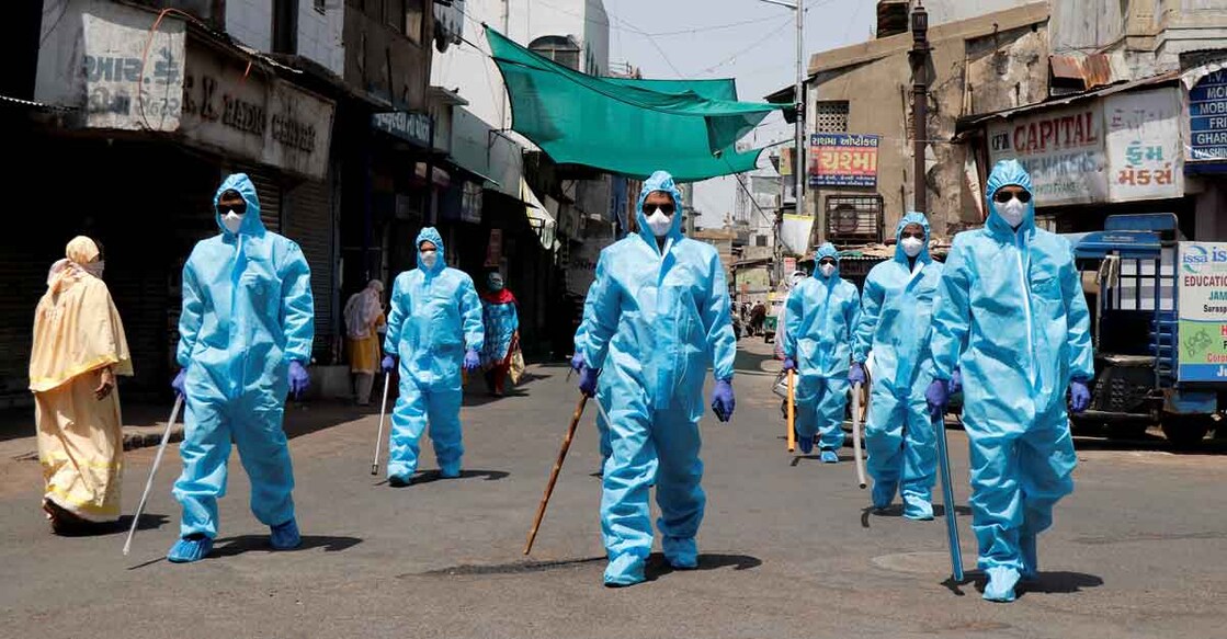 Grave situation in 5 COVID-19 hotspots, Centre rushes special teams