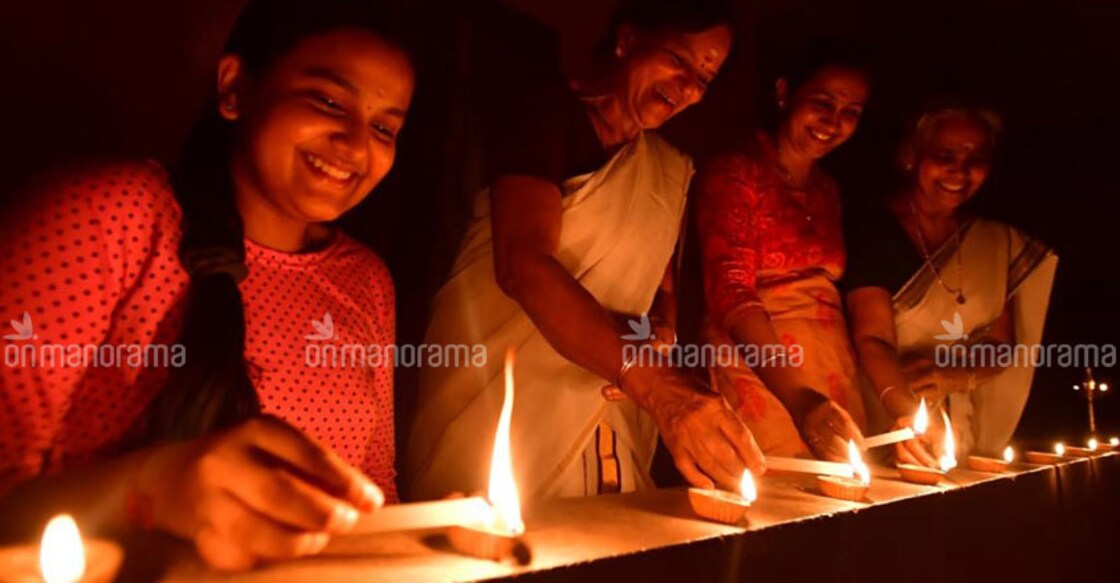 9pm, 9 minutes: India fight COVID-19 'darkness' with lamps of unity 9pm, 9 minutes: India fight COVID-19 'darkness' with lamps of unity