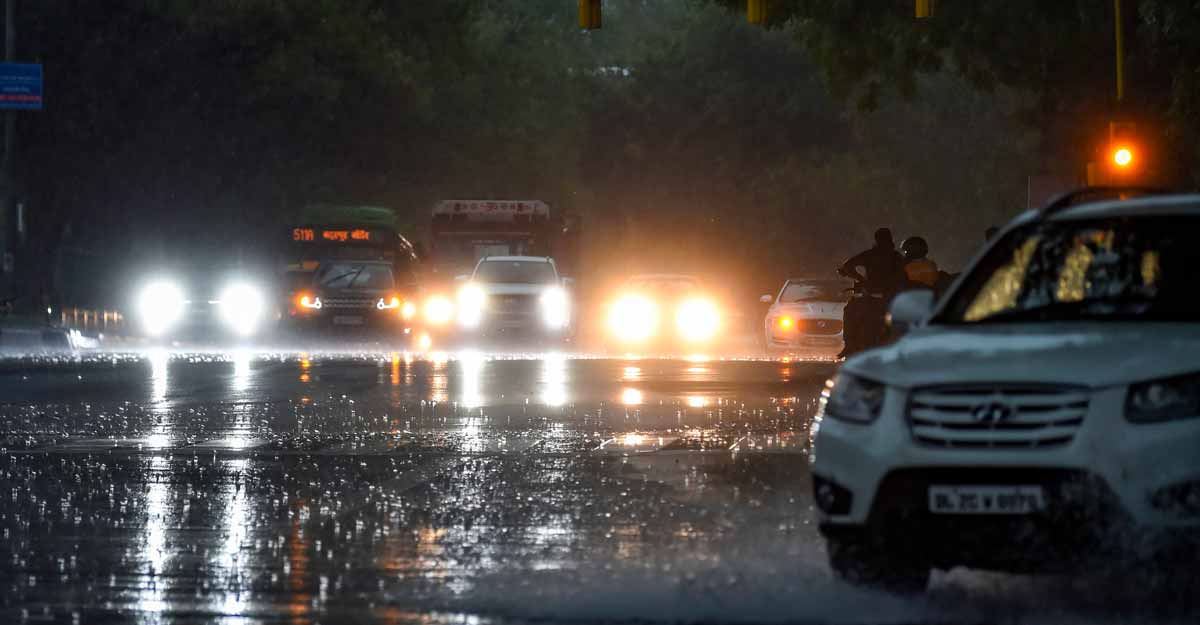 Lockdown 5.0: Maharashtra, TN to continue curbs; Karnataka, Rajasthan, UP lift ban Lockdown 5.0: Maharashtra, TN to continue curbs; Karnataka, Rajasthan, UP lift ban