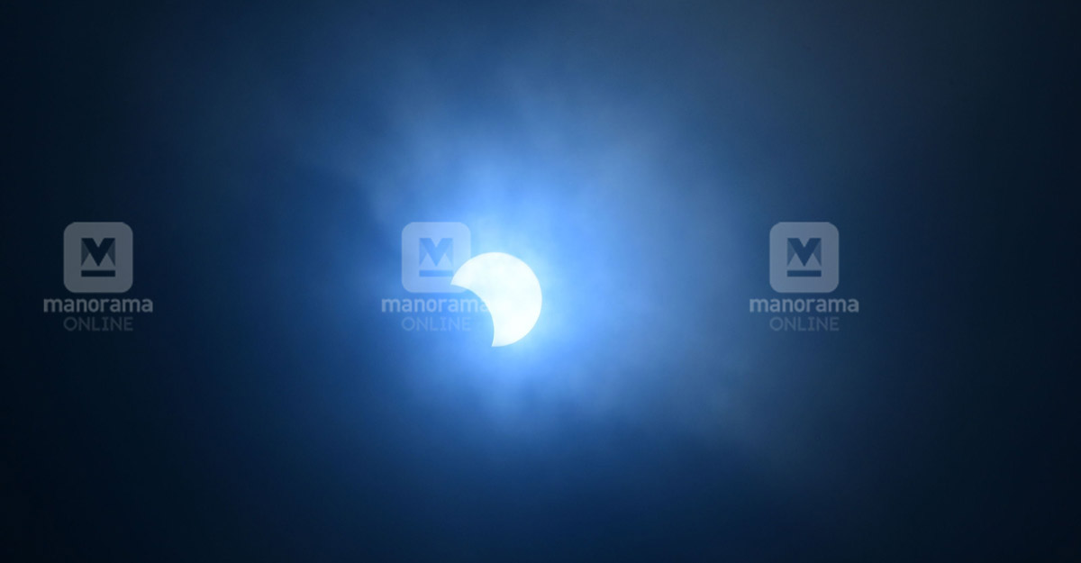 Keralites to catch a glimpse of the first solar eclipse of the decade on Sunday Keralites to catch a glimpse of the first solar eclipse of the decade on Sunday
