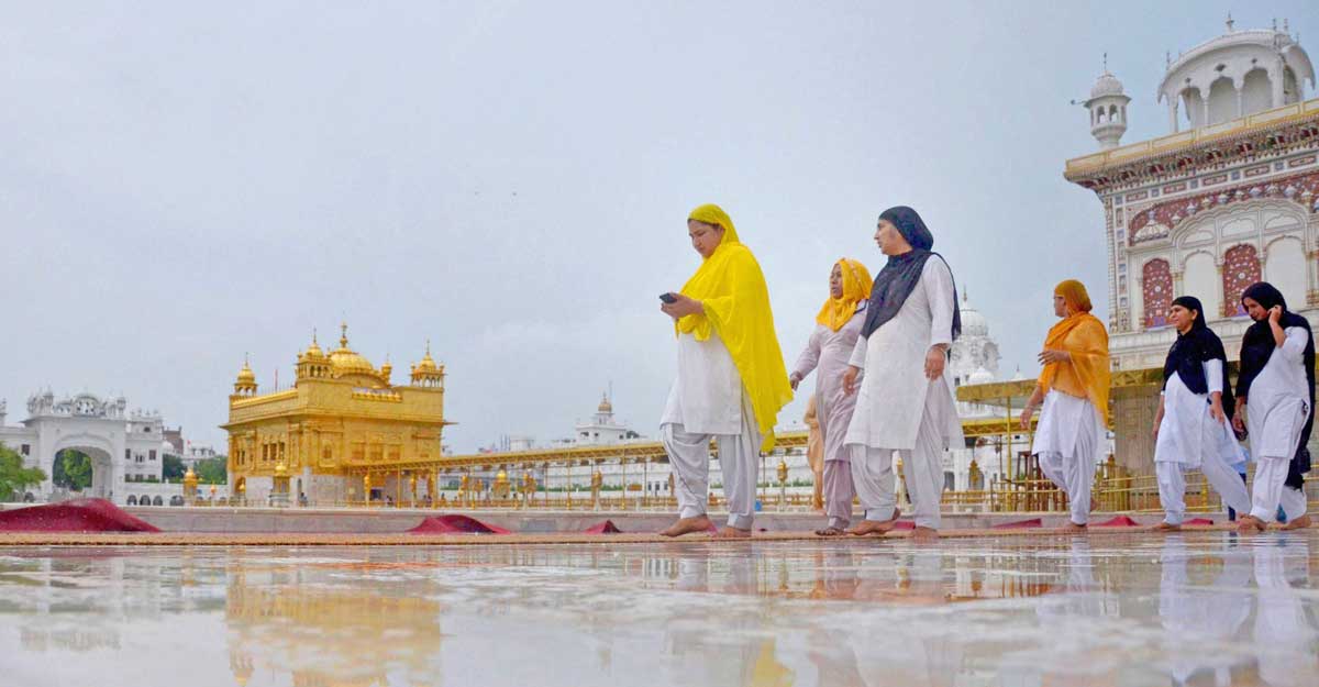 Op Blue Star anniv: Pro-Khalistan slogans at Golden Temple, Akal Takht says will accept separate state if govt offers Op Blue Star anniv: Pro-Khalistan slogans at Golden Temple, Akal Takht says will accept separate state if govt offers