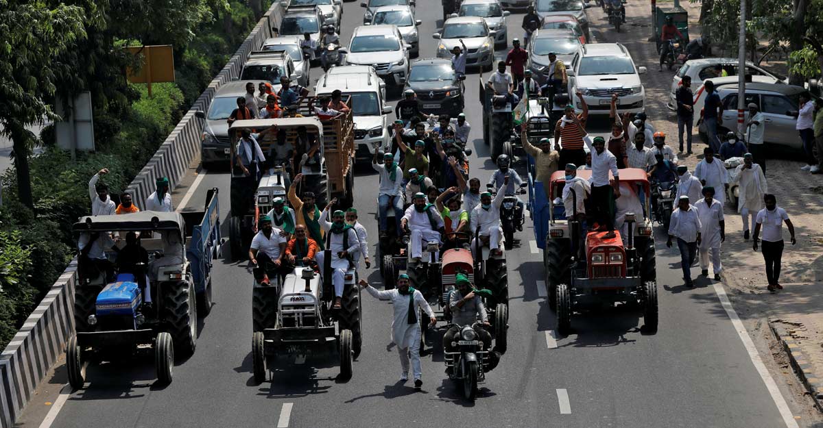 Farmers block roads, railways as protests mount over farm bills Farmers block roads, railways as protests mount over farm bills