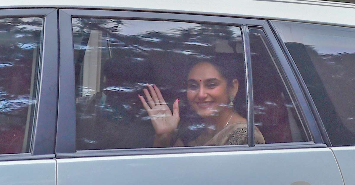 Bengaluru drug case: Kandahar actress Ragini Dwivedi detained, Crime Brach raids residence Bengaluru drug case: Kandahar actress Ragini Dwivedi detained, Crime Brach raids residence