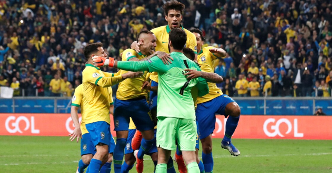 Brazil reach Copa semis with shootout win over Paraguay