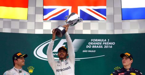 Lewis Hamilton win takes F1 title battle down to last race