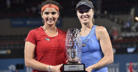 Sania-Martina start New Year with title in Brisbane