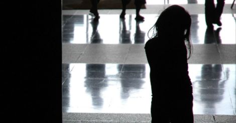 7-year-old girl runs away from parents, takes train to airport, boards plane with no ticket