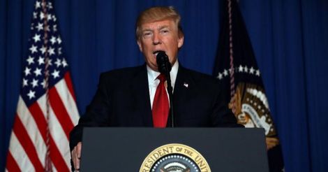 Trump's communications director set to leave White House