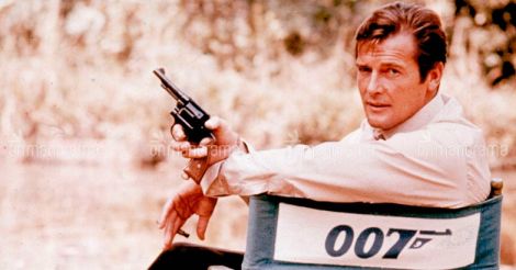 Former James Bond actor Roger Moore dies aged 89 