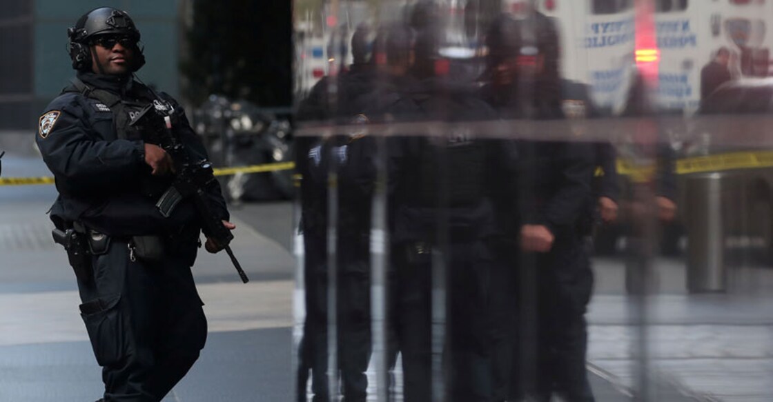 CNN's New York offices evacuated after 'bomb threat' CNN's New York offices evacuated after 'bomb threat'