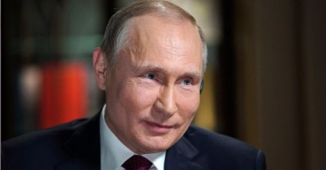 Putin ordered 'bomb threat' plane to be downed in 2014