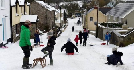 Snowstorms shut down Ireland, Britain calls in army for hospitals