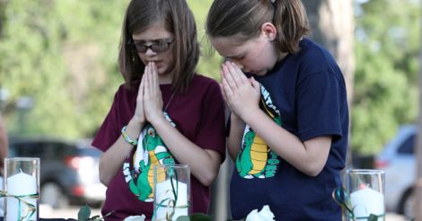 Teen student kills 10 on Texas school campus