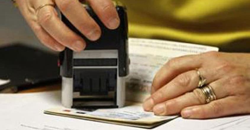 Indian IT pros to be worst hit by freeze on H-1B visa Indian IT pros to be worst hit by freeze on H-1B visa