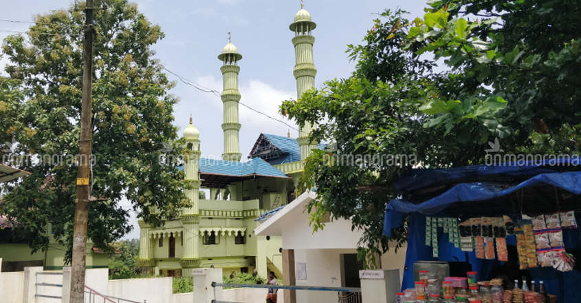 Unique Kerala | Religion no bar, this Malabar mosque won't let you go ...