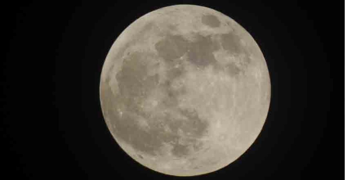 China to launch its own 'artificial moon' to replace streetlamps
