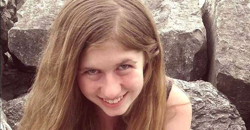US girl escapes from parents' killer three months after abduction US girl escapes from parents' killer three months after abduction