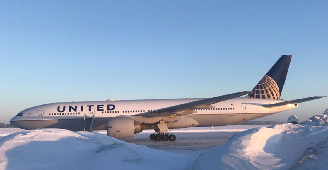 Passengers shiver through 13-hour ordeal on Canadian tarmac
