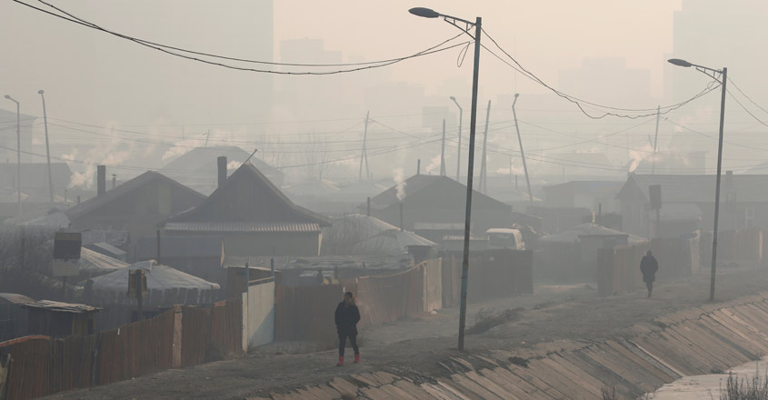 Children in Mongolian capital flee to villages to escape smog