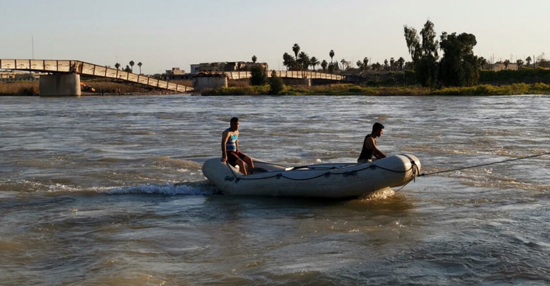 Nearly 100 dead as ferry on spring holiday trip sinks in Iraq