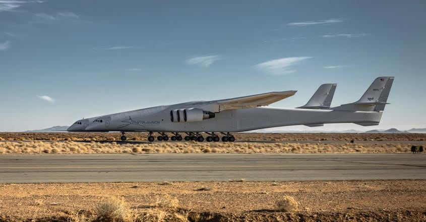 World’s largest plane Stratolaunch with wingspan bigger than football stadium makes historic flight World’s largest plane Stratolaunch with wingspan bigger than football stadium makes historic flight