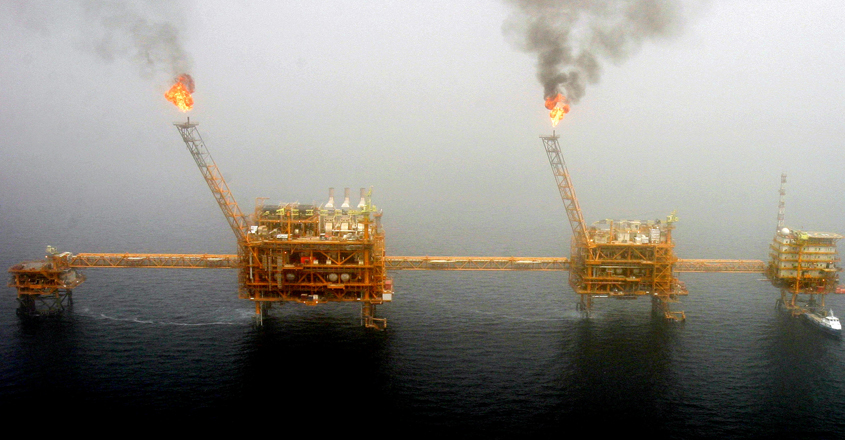 Iran insists on ramping up oil sales to stay in nuclear pact