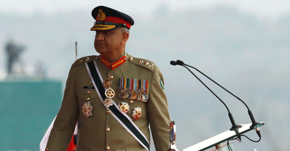 Imran Khan extends Pak army chief's tenure citing security concerns