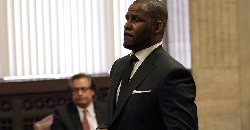 R. Kelly charged with 11 new sex-related crimes in Chicago