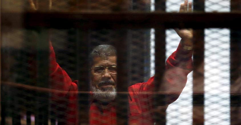 Egypt's ousted Islamist president Mursi dies after collapsing in court Egypt's ousted Islamist president Mursi dies after collapsing in court