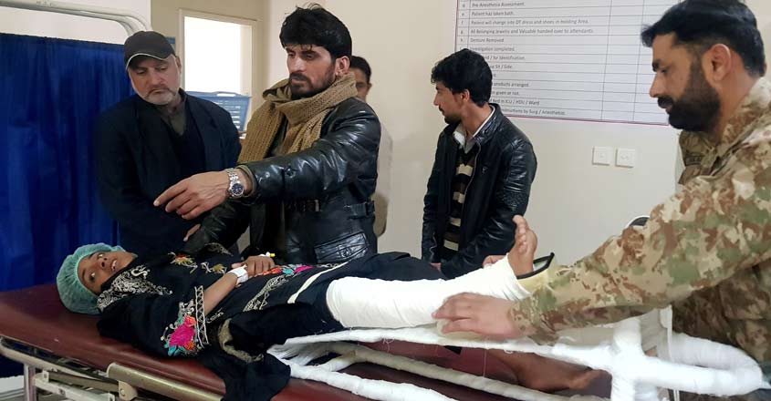 Girl buried under Pakistan avalanche for 18 hours is found alive Girl buried under Pakistan avalanche for 18 hours is found alive