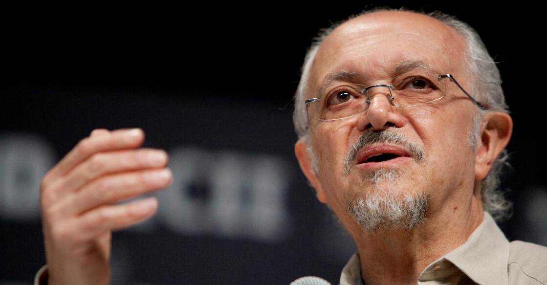 Mexican Nobel laureate Molina, ozone layer prophet, dies at 77