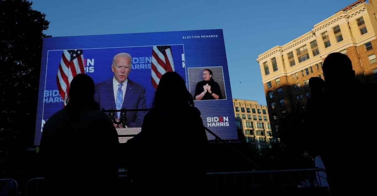 US vote count edges Biden closer to win as Trump mounts legal challenges US vote count edges Biden closer to win as Trump mounts legal challenges