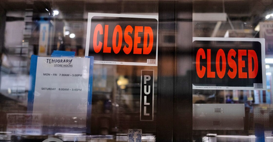 US moves nearer to shutdown amid coronavirus fears