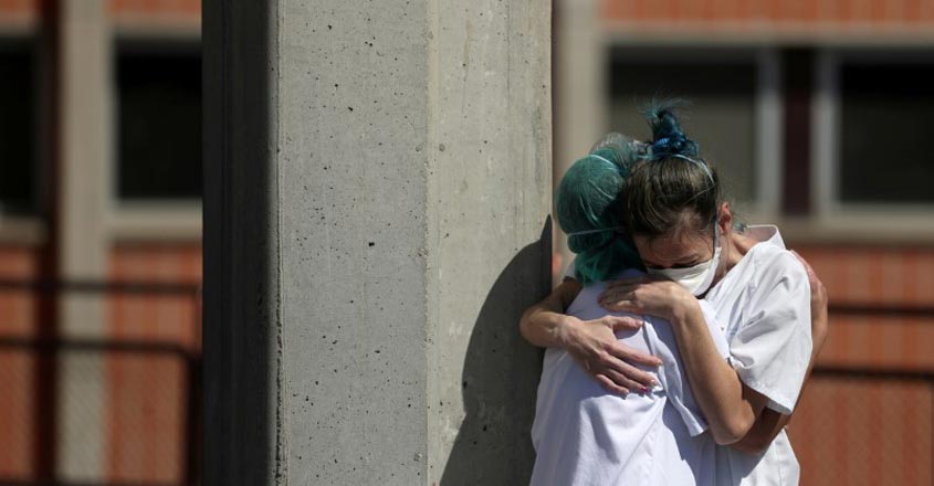 Spain declares state of emergency, orders nationwide curfew to stem COVID outbreak Spain declares state of emergency, orders nationwide curfew to stem COVID outbreak
