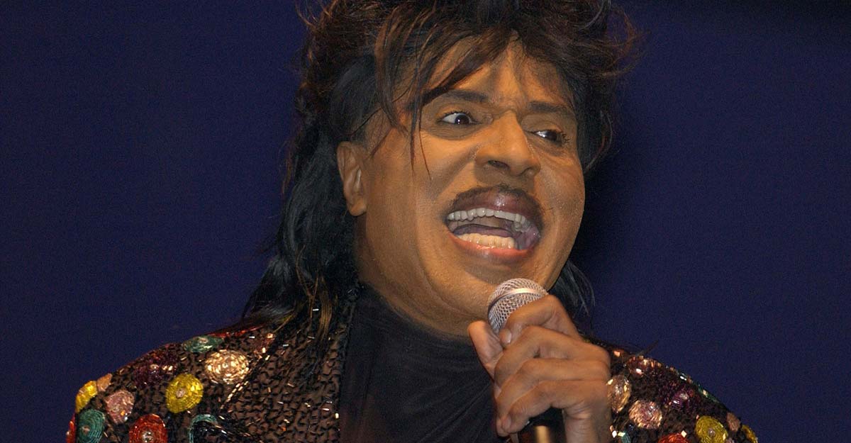Rock 'n' roll pioneer Little Richard loses battle with cancer Rock 'n' roll pioneer Little Richard loses battle with cancer