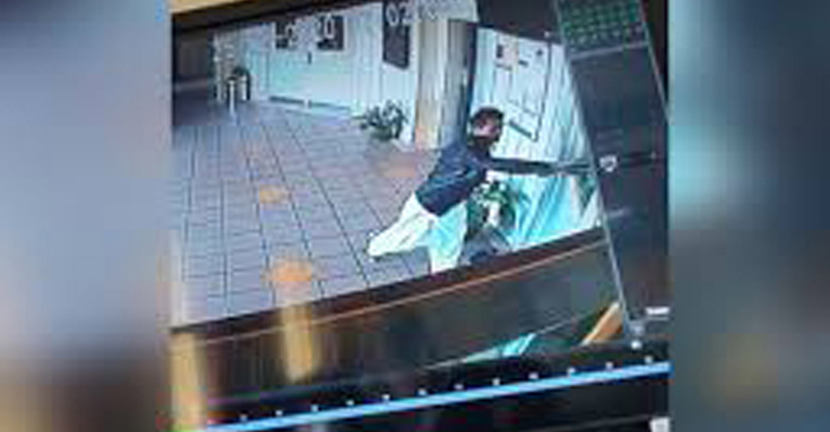 pak-man-attacks-gurdwara pak-man-attacks-gurdwara