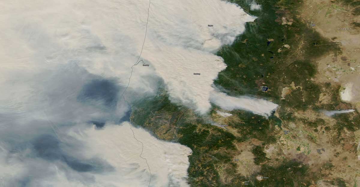 Oregon wildfires destroy five towns, as three fatalities confirmed in California Oregon wildfires destroy five towns, as three fatalities confirmed in California