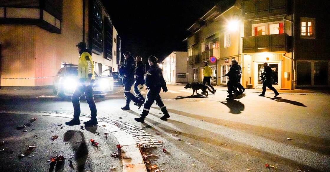 Assailant with bow and arrows kills five people in Norway