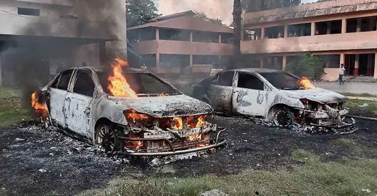 hindu-homes-torched