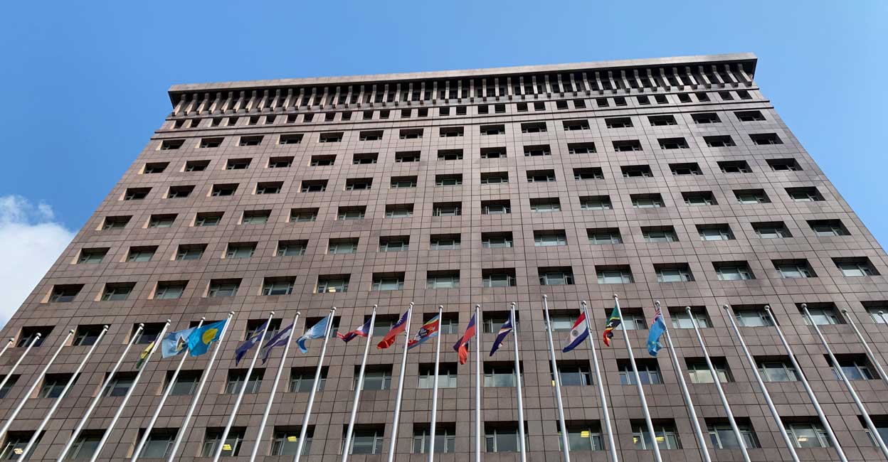 Flags of Taiwan and foreign countries flutter at the Diplomatic Quarter which houses the former Nicaraguan embassy and other foreign embassies, in Taipei, Taiwan December 10, 2021. Photo: Reuters/Sarah Wu