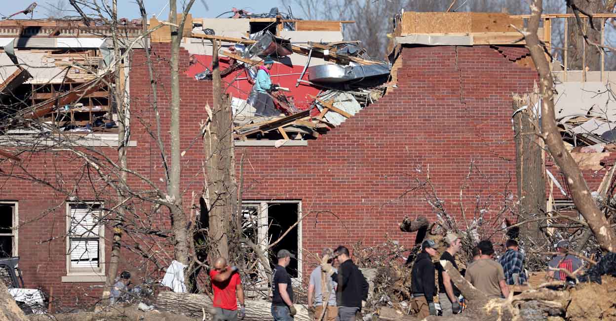 Over 30 tornadoes rip through 6 US states, Kentucky death toll could ...