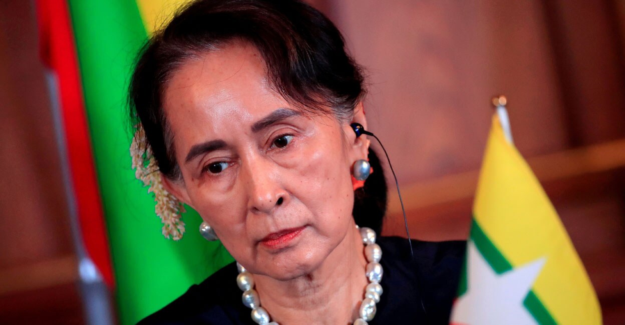 Myanmar's Aung San Suu Kyi attends the joint news conference of the Japan-Mekong Summit Meeting at the Akasaka Palace State Guest House in Tokyo, Japan October 9, 2018. Photo: Franck Robichon/Pool via Reuters/File