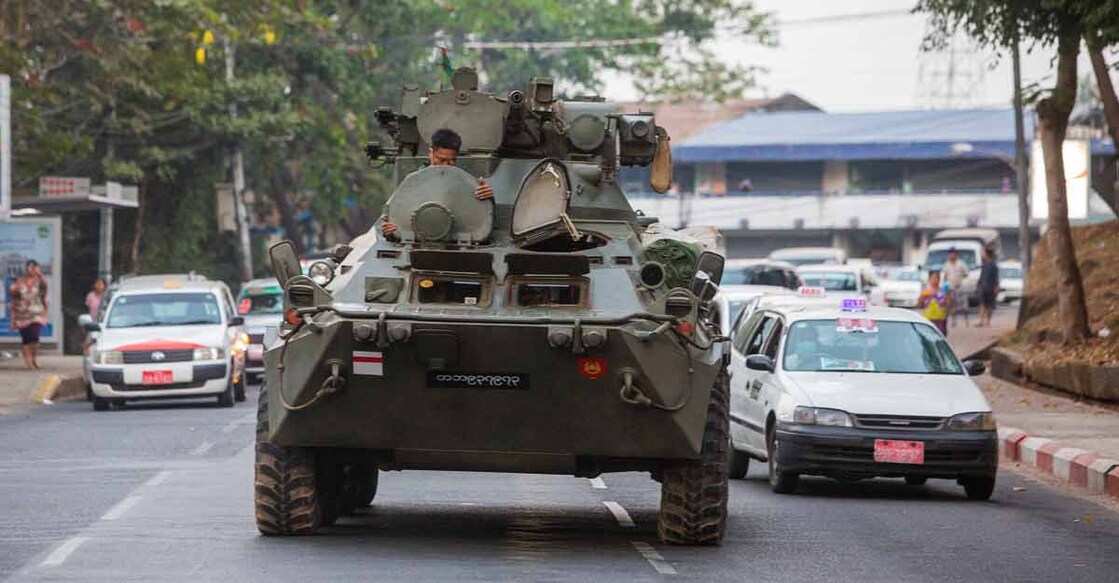 Myanmar army tanks